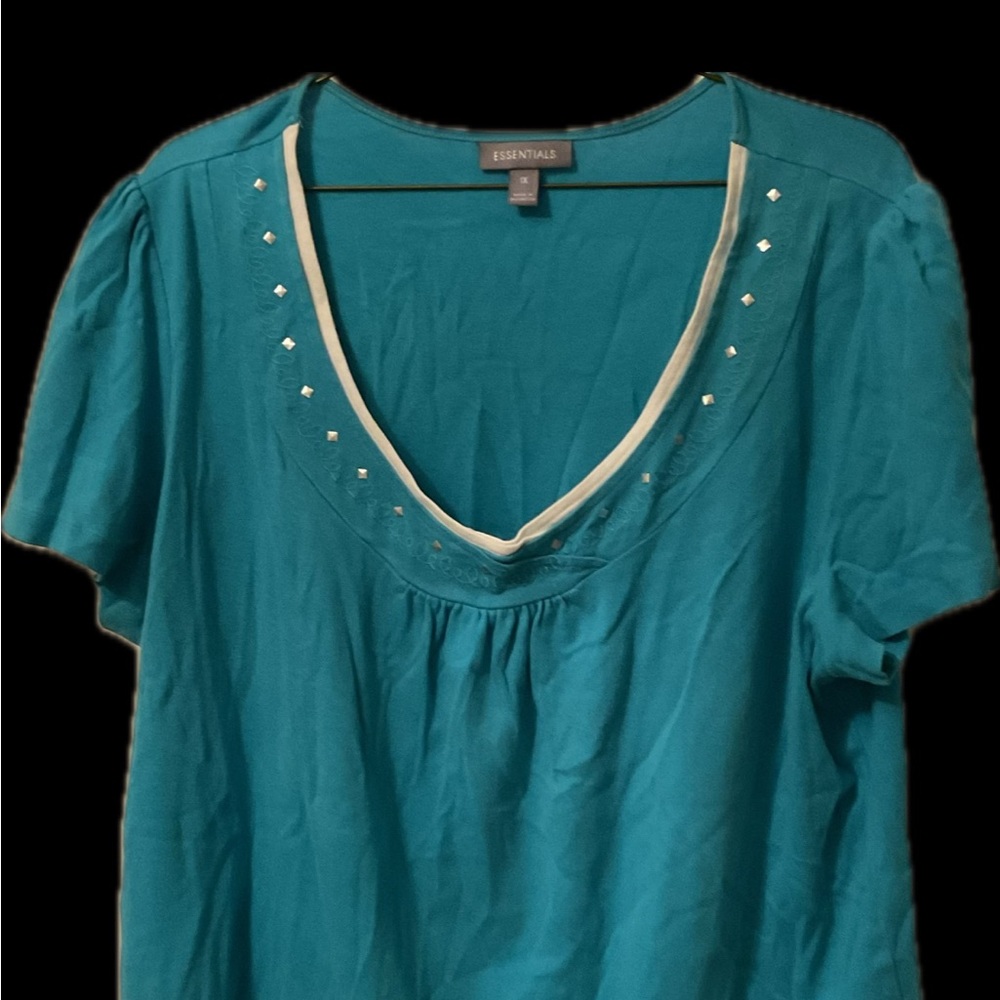 Blue v-neck short sleeve w/studs